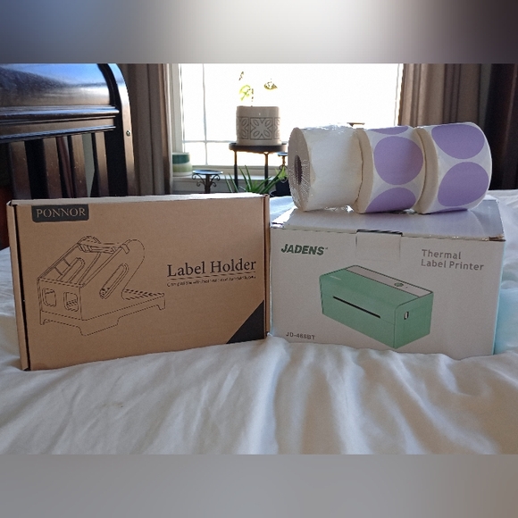 Thermal Printer, Label Holder + Labels! - Picture 2 of 16